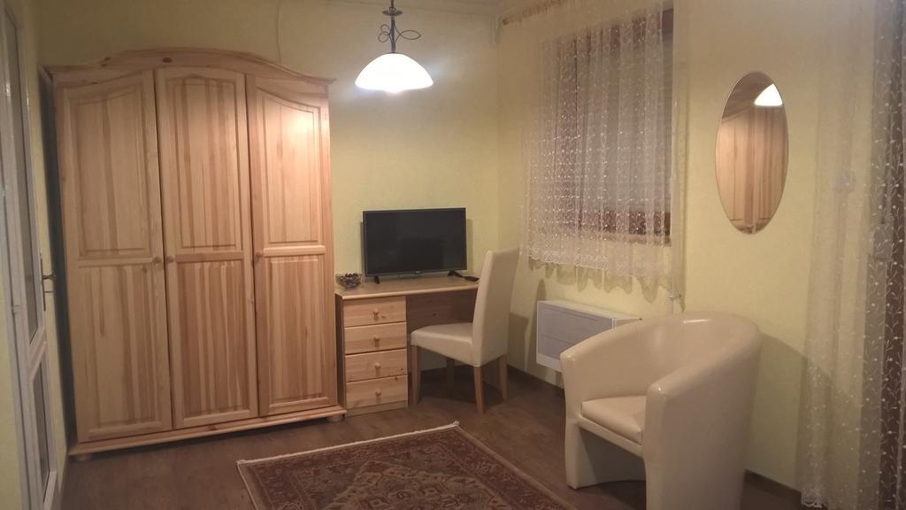 Pongracz Apartman Зірц Екстер'єр фото
